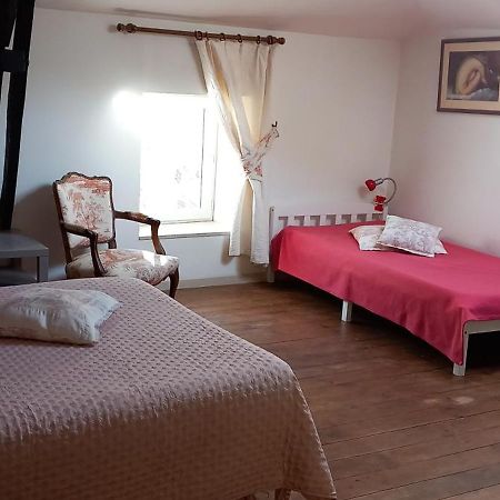 Les Cedres Bleus De Joany Apartment Viviez Bagian luar foto